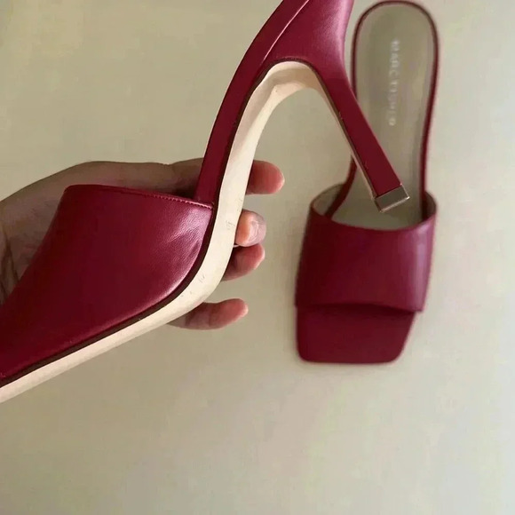 Marc fisher - Picture 2 of 3